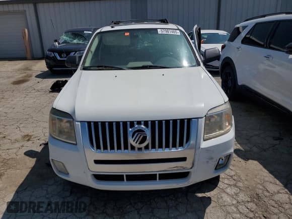 ✅ 2008 Mercury Mariner • VIN: 4M2CU81158KJ13802 • Lot: 57981485. Wystawiony na Copart z przebiegiem 109 225 mil. Bezpłatny archiwum sprzedaży aukcyjnych z USA i szczegółowy raport historii pojazdu na DreamBid. Zdjęcie 5.