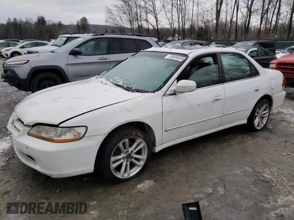 ✅ 1999 Honda Accord EX • VIN: 1HGCG1653XA030844 • Lot: 94106695. Wystawiony na Copart z przebiegiem 282 964 mil. Bezpłatny archiwum sprzedaży aukcyjnych z USA i szczegółowy raport historii pojazdu na DreamBid. Zdjęcie 1.