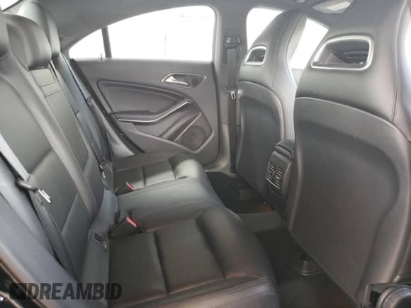 2015 Mercedes-Benz CLA 250 с VIN WDDSJ4EB5FN164529, выставлен на аукционе Copart как лот 85302125 с пробегом 60 168 миль миль и Списание • Salvage title. История ставок и продаж доступна на DreamBid. Изображение 10.