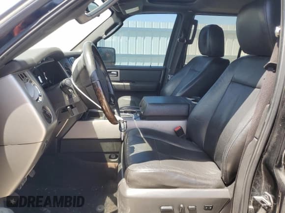 ✅ 2013 Ford Expedition Max Limited • VIN: 1FMJK1K58DEF26992 • Lot: 57972765. Listed on Copart with 264,614 mi. Free auction sales archive from the USA and detailed vehicle history report at DreamBid. Image 7.