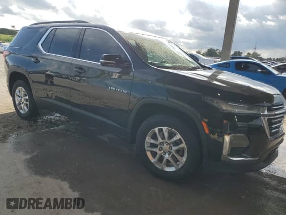 ✅ 2022 Chevrolet Traverse LT • VIN: 1GNERHKW3NJ148616 • Lot: 89626525. Wystawiony na Copart z przebiegiem 47 478 mil. Bezpłatny archiwum sprzedaży aukcyjnych z USA i szczegółowy raport historii pojazdu na DreamBid. Zdjęcie 4.