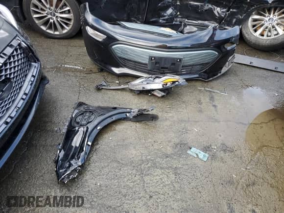 2017 Chevrolet Bolt EV LT z VIN 1G1FW6S05H4130250, wystawiony jako Copart lot #80927253 z przebiegiem 36 740 mil mil oraz . Historia ofert i sprzedaży dostępna na DreamBid. Obrazek 12.