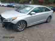 2015 Hyundai Sonata Limited z VIN 5NPE34AF1FH022124, wystawiony jako IAAI lot #43488483 z przebiegiem 122 173 mil mil oraz . Historia ofert i sprzedaży dostępna na DreamBid. Obrazek 2.