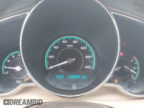 ✅ 2012 Chevrolet Malibu 1LT • VIN: 1G1ZC5E08CF200252 • Lot: 43232998. Wystawiony na IAAI z przebiegiem 176 559 mil. Bezpłatny archiwum sprzedaży aukcyjnych z USA i szczegółowy raport historii pojazdu na DreamBid. Zdjęcie 7.