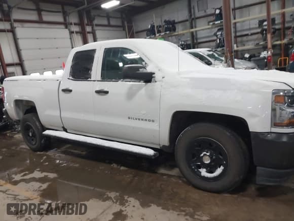 ✅ 2018 Chevrolet Silverado 1500 LS • VIN: 1GCRCNEH3JZ375775 • Лот: 41287361. Опубликован ранее на IAAI с пробегом 78 877 миль. Бесплатный доступ к архиву аукционных продаж из США и подробный отчёт об истории автомобиля на DreamBid. Изображение 13.