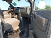 ✅ 2005 Chevrolet Express Cargo • VIN: 1GCGG25V551124759 • Лот: 43179952. Опубликован ранее на IAAI с пробегом 76 819 миль. Бесплатный доступ к архиву аукционных продаж из США и подробный отчёт об истории автомобиля на DreamBid. Изображение 5.