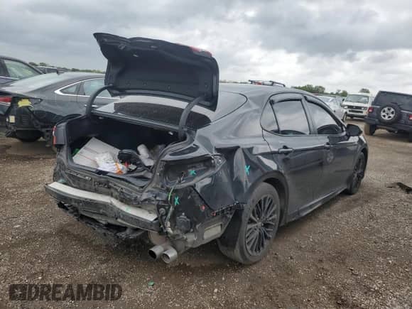 2022 Toyota Camry SE with VIN 4T1T11BK7NU070959, listed as a Copart auction lot 71006025 with 63,775 mi miles and Salvage title. Bid and sale history available at DreamBid. Image 3.