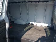 ✅ 2020 Chevrolet Express Cargo • VIN: 1GCWGAFG4L1136579 • Lot: 42368930. Wystawiony na IAAI z przebiegiem 148 792 mil. Bezpłatny archiwum sprzedaży aukcyjnych z USA i szczegółowy raport historii pojazdu na DreamBid. Zdjęcie 8.