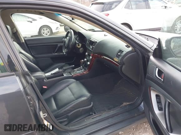 ✅ 2008 Subaru Outback Limited • VIN: 4S4BP62C087305107 • Лот: 43894148. Опубликован ранее на IAAI с пробегом Не указан. Бесплатный доступ к архиву аукционных продаж из США и подробный отчёт об истории автомобиля на DreamBid. Изображение 5.