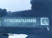 ✅ 2015 Ford Transit • VIN: 1FTYR2XMXFKA99999 • Lot: 43363917. Wystawiony na IAAI z przebiegiem 204 210 mil. Bezpłatny archiwum sprzedaży aukcyjnych z USA i szczegółowy raport historii pojazdu na DreamBid. Zdjęcie 9.