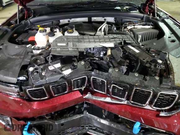 ✅ 2023 Jeep Grand Cherokee Overland • VIN: 1C4RJYD63P8788205 • Lot: 43229635. Wystawiony na Copart z przebiegiem 3 611 mil. Bezpłatny archiwum sprzedaży aukcyjnych z USA i szczegółowy raport historii pojazdu na DreamBid. Zdjęcie 12.