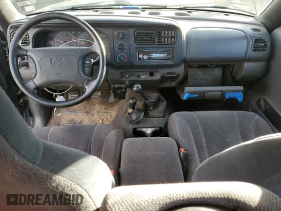 ✅ 2000 Dodge Dakota Sport • VIN: 1B7GG22N9YS794074 • Lot: 81160684. Wystawiony na Copart z przebiegiem 231 023 mil. Bezpłatny archiwum sprzedaży aukcyjnych z USA i szczegółowy raport historii pojazdu na DreamBid. Zdjęcie 8.