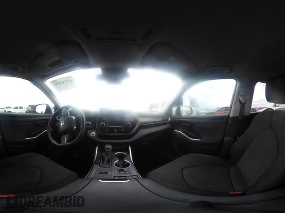 ✅ 2020 Toyota Highlander L • VIN: 5TDCZRAH1LS502299 • Lot: 43733395. Wystawiony na IAAI z przebiegiem 81 284 mil. Bezpłatny archiwum sprzedaży aukcyjnych z USA i szczegółowy raport historii pojazdu na DreamBid. Zdjęcie 19.