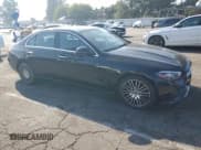 ✅ 2023 Mercedes-Benz C 300 • VIN: W1KAF4HB7PR127954 • Lot: 80644245. Wystawiony na Copart z przebiegiem 29 811 mil. Bezpłatny archiwum sprzedaży aukcyjnych z USA i szczegółowy raport historii pojazdu na DreamBid. Zdjęcie 4.