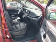 ✅ 2017 Toyota Sienna SE • VIN: 5TDXZ3DC8HS897684 • Lot: 42989798. Listed on IAAI with 48,065 mi. Free auction sales archive from the USA and detailed vehicle history report at DreamBid. Image 5.