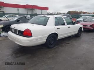 ✅ 2010 Ford Police Interceptor • VIN: 2FABP7BV9AX139932 • Lot: 43574328. Wystawiony na IAAI z przebiegiem Nie podano. Bezpłatny archiwum sprzedaży aukcyjnych z USA i szczegółowy raport historii pojazdu na DreamBid. Zdjęcie 4.