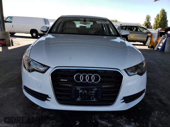 ✅ 2015 Audi A6 Premium • VIN: WAUFFAFC5FN029499 • Lot: 71203335. Wystawiony na Copart z przebiegiem 126 057 mil. Bezpłatny archiwum sprzedaży aukcyjnych z USA i szczegółowy raport historii pojazdu na DreamBid. Zdjęcie 5.