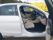 ✅ 2019 Mercedes-Benz C 300 • VIN: 55SWF8EB6KU292287 • Lot: 43535993. Listed on IAAI with 56,743 mi. Free auction sales archive from the USA and detailed vehicle history report at DreamBid. Image 5.