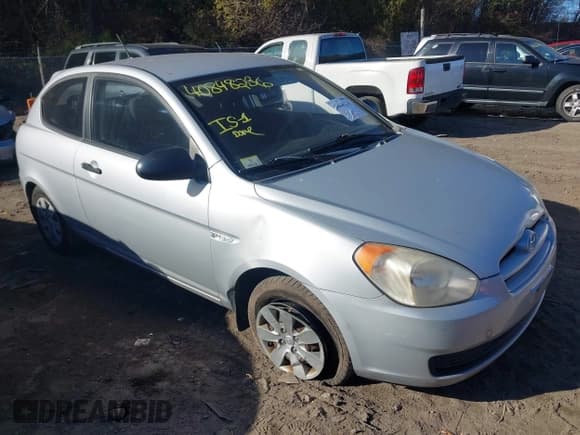 ✅ 2008 Hyundai Accent GS • VIN: KMHCM36C88U095153 • Лот: 40848236. Опубликован ранее на IAAI с пробегом 163 552 миль. Бесплатный доступ к архиву аукционных продаж из США и подробный отчёт об истории автомобиля на DreamBid. Изображение 1.