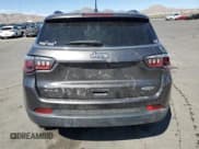 ✅ 2021 Jeep Compass Latitude • VIN: 3C4NJDBBXMT529604 • Лот: 72029315. Опубликован ранее на Copart с пробегом Не указан. Бесплатный доступ к архиву аукционных продаж из США и подробный отчёт об истории автомобиля на DreamBid. Изображение 6.