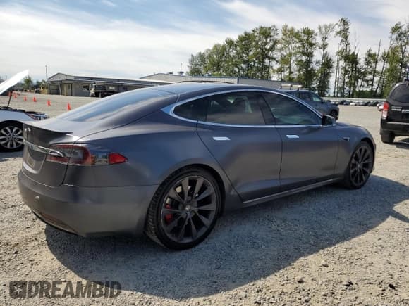 ✅ 2020 Tesla Model S Performance • VIN: 5YJSA1E4XLF378629 • Лот: 64206345. Опубликован ранее на Copart с пробегом 47 580 миль. Бесплатный доступ к архиву аукционных продаж из США и подробный отчёт об истории автомобиля на DreamBid. Изображение 3.