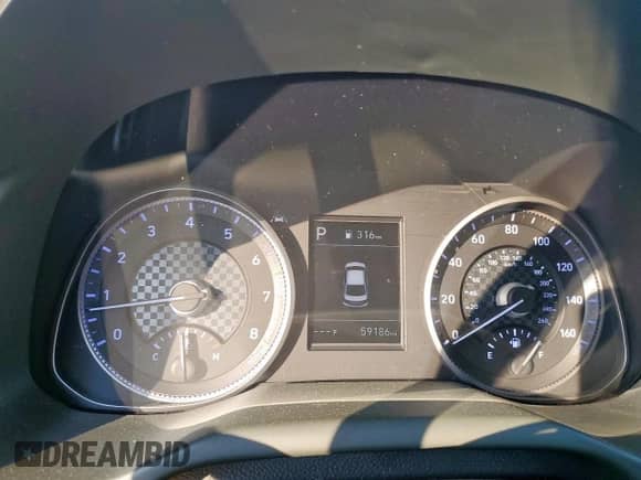 ✅ 2019 Hyundai Elantra SEL • VIN: 5NPD84LF0KH462646 • Lot: 81154575. Wystawiony na Copart z przebiegiem 59 186 mil mil. Skorzystaj z bezpłatnego archiwum sprzedaży aukcyjnych z USA i zobacz szczegółowy raport historii pojazdu na DreamBid. Zdjęcie 9.