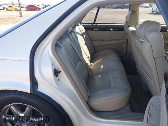 ✅ 1999 Cadillac Seville Touring STS • VIN: 1G6KY5497XU903789 • Лот: 43777667. Опубликован ранее на IAAI с пробегом 141 640 миль. Бесплатный доступ к архиву аукционных продаж из США и подробный отчёт об истории автомобиля на DreamBid. Изображение 8.