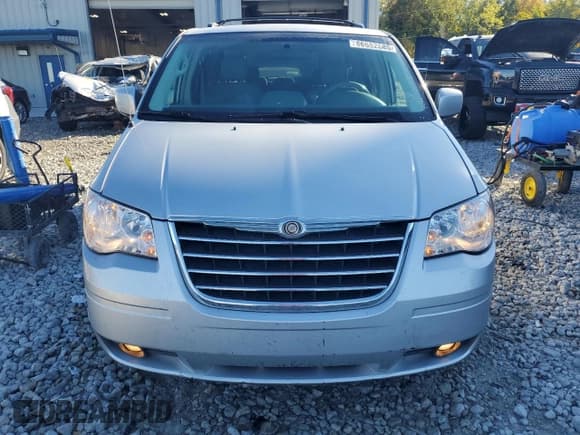 ✅ 2008 Chrysler Town & Country Touring • VIN: 2A8HR54P28R658569 • Лот: 86882685. Опубликован ранее на Copart с пробегом 138 330 миль. Бесплатный доступ к архиву аукционных продаж из США и подробный отчёт об истории автомобиля на DreamBid. Изображение 5.