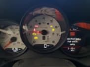 ✅ 2024 Porsche 718 Boxster • VIN: WP0CA2A89RK205702 • Lot: 91773635. Wystawiony na Copart z przebiegiem 8 198 mil. Bezpłatny archiwum sprzedaży aukcyjnych z USA i szczegółowy raport historii pojazdu na DreamBid. Zdjęcie 9.