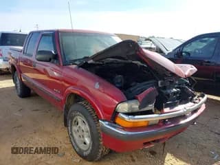 ✅ 2001 Chevrolet S-10 LS • VIN: 1GCDT13W81K212665 • Лот: 41421617. Опубликован ранее на IAAI с пробегом Не указан. Бесплатный доступ к архиву аукционных продаж из США и подробный отчёт об истории автомобиля на DreamBid. Изображение 1.