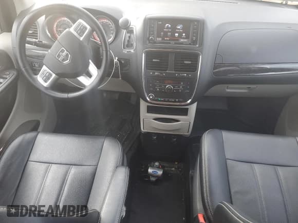 ✅ 2019 Dodge Grand Caravan Crew • VIN: 2C4RDGDG9KR599159 • Lot: 68274145. Wystawiony na Copart z przebiegiem 96 462 mil. Bezpłatny archiwum sprzedaży aukcyjnych z USA i szczegółowy raport historii pojazdu na DreamBid. Zdjęcie 8.