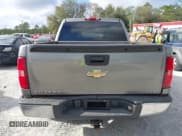 ✅ 2007 Chevrolet Silverado 1500 1LT • VIN: 3GCEC13J27G510315 • Lot: 41509767. Wystawiony na IAAI z przebiegiem 273 602 mil. Bezpłatny archiwum sprzedaży aukcyjnych z USA i szczegółowy raport historii pojazdu na DreamBid. Zdjęcie 17.