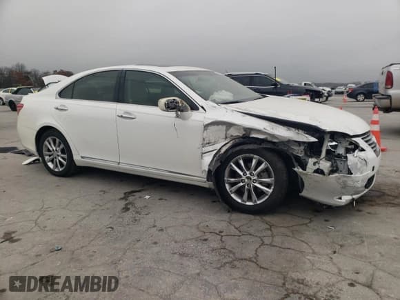 ✅ 2010 Lexus ES 330 • VIN: JTHBK1EG4A2379295 • Лот: 93897225. Опубликован ранее на Copart с пробегом 145 458 миль. Бесплатный доступ к архиву аукционных продаж из США и подробный отчёт об истории автомобиля на DreamBid. Изображение 4.