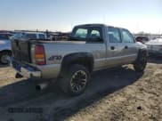 ✅ 2001 Chevrolet Silverado 2500HD • VIN: 1GCHK23161F182203 • Lot: 87349074. Wystawiony na Copart z przebiegiem 223 861 mil. Bezpłatny archiwum sprzedaży aukcyjnych z USA i szczegółowy raport historii pojazdu na DreamBid. Zdjęcie 3.