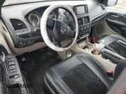 ✅ 2017 Dodge Grand Caravan SXT • VIN: 2C4RDGCG5HR863455 • Lot: 81872665. Wystawiony na Copart z przebiegiem 161 634 mil. Bezpłatny archiwum sprzedaży aukcyjnych z USA i szczegółowy raport historii pojazdu na DreamBid. Zdjęcie 8.