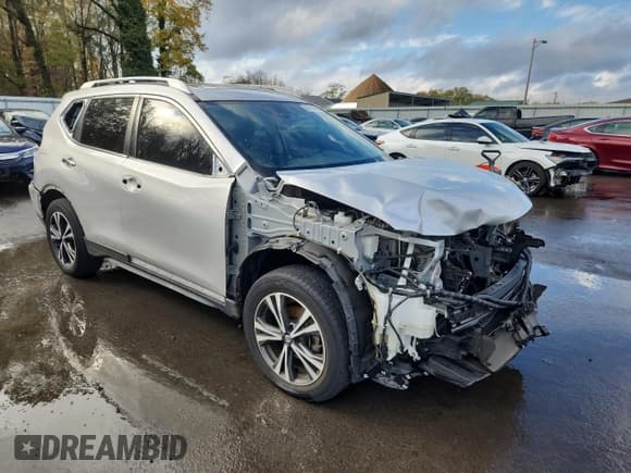 ✅ 2020 Nissan Rogue S • VIN: JN8AT2MV4LW116434 • Лот: 89705845. Опубликован ранее на Copart с пробегом 107 058 миль. Бесплатный доступ к архиву аукционных продаж из США и подробный отчёт об истории автомобиля на DreamBid. Изображение 4.