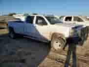 2015 Chevrolet Silverado 3500HD LTZ z VIN 1GC4K0C88FF515007, wystawiony jako Copart lot #77905274 z przebiegiem 290 894 mil mil oraz Szkoda całkowita • Salvage title. Historia ofert i sprzedaży dostępna na DreamBid. Obrazek 4.