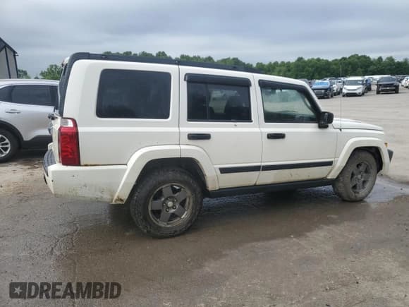 ✅ 2006 Jeep Commander • VIN: 1J8HG48K86C134413 • Lot: 59862195. Listed on Copart with 184,886 mi. Free auction sales archive from the USA and detailed vehicle history report at DreamBid. Image 3.