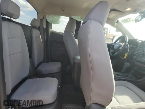 ✅ 2018 Chevrolet Colorado 2WD Work Truck • VIN: 1GCHSBEN4J1113927 • Lot: 57215005. Listed on Copart with 33,489 mi. Free auction sales archive from the USA and detailed vehicle history report at DreamBid. Image 10.