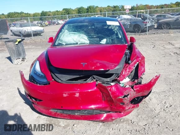 ✅ 2019 Tesla Model 3 Long Range • VIN: 5YJ3E1EB9KF530034 • Lot: 43293287. Wystawiony na IAAI z przebiegiem 60 505 mil. Bezpłatny archiwum sprzedaży aukcyjnych z USA i szczegółowy raport historii pojazdu na DreamBid. Zdjęcie 11.