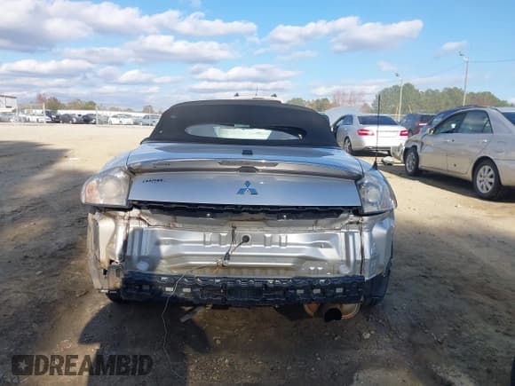 ✅ 2008 Mitsubishi Eclipse GS • VIN: 4A3AL25F28E023909 • Лот: 40933930. Опубликован ранее на IAAI с пробегом 137 144 миль. Бесплатный доступ к архиву аукционных продаж из США и подробный отчёт об истории автомобиля на DreamBid. Изображение 6.