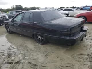 ✅ 1992 Buick Roadmaster • VIN: 1G4BN537XNR452875 • Lot: 74995954. Wystawiony na Copart z przebiegiem 28 576 mil. Bezpłatny archiwum sprzedaży aukcyjnych z USA i szczegółowy raport historii pojazdu na DreamBid. Zdjęcie 2.