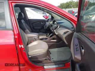 2011 Hyundai Tucson Limited with VIN KM8JU3AC0BU204663, listed as a IAAI auction lot 42785988 with 134,550 mi miles and . Bid and sale history available at DreamBid. Image 5.