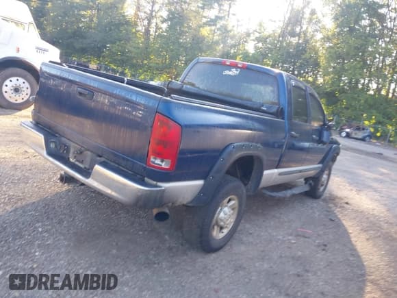 ✅ 2003 Dodge 2500 ST • VIN: 3D7KU28C73G803451 • Лот: 43162248. Опубликован ранее на IAAI с пробегом 201 667 миль. Бесплатный доступ к архиву аукционных продаж из США и подробный отчёт об истории автомобиля на DreamBid. Изображение 4.