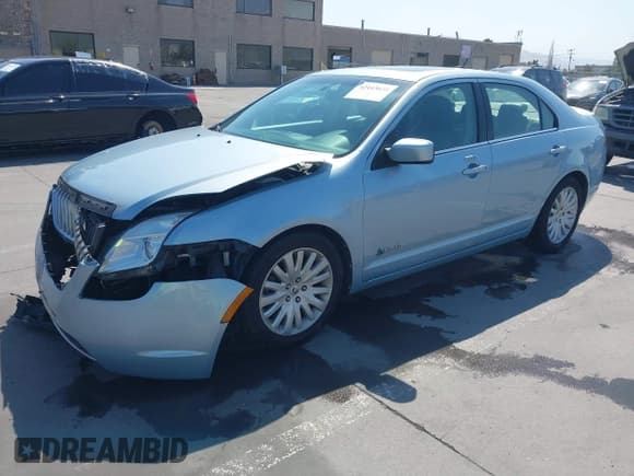 ✅ 2010 Mercury Milan Hybrid • VIN: 3MEDM0L35AR641477 • Lot: 42443628. Listed on IAAI with 102,890 mi. Free auction sales archive from the USA and detailed vehicle history report at DreamBid. Image 2.