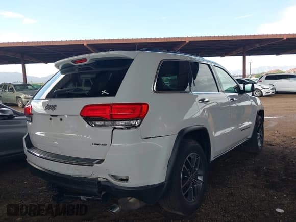 ✅ 2017 Jeep Grand Cherokee Limited • VIN: 1C4RJEBG0HC736250 • Лот: 43076579. Опубликован ранее на IAAI с пробегом 116 584 миль. Бесплатный доступ к архиву аукционных продаж из США и подробный отчёт об истории автомобиля на DreamBid. Изображение 4.