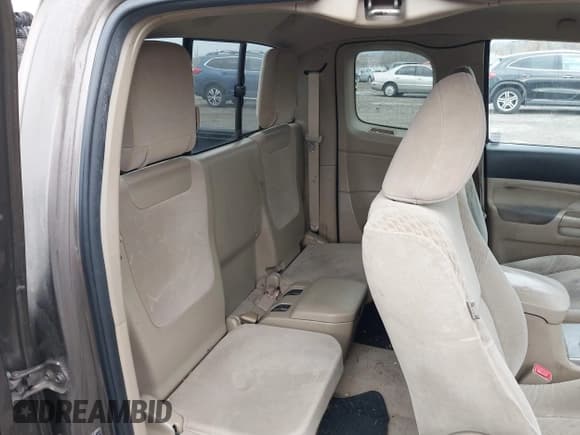 ✅ 2011 Toyota Tacoma • VIN: 5TFTX4CNXBX001884 • Лот: 43789370. Опубликован ранее на IAAI с пробегом 181 700 миль. Бесплатный доступ к архиву аукционных продаж из США и подробный отчёт об истории автомобиля на DreamBid. Изображение 8.