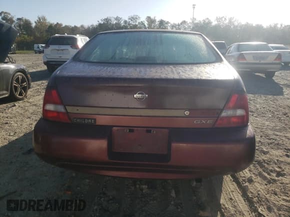 ✅ 2001 Nissan Altima GXE • VIN: 1N4DL01D61C232344 • Lot: 82182124. Wystawiony na Copart z przebiegiem 414 347 mil. Bezpłatny archiwum sprzedaży aukcyjnych z USA i szczegółowy raport historii pojazdu na DreamBid. Zdjęcie 6.
