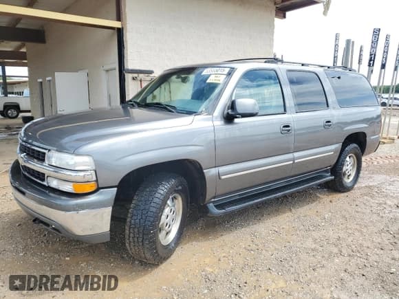 ✅ 2001 Chevrolet Suburban LS • VIN: 3GNEC16T11G137294 • Лот: 53555015. Опубликован ранее на Copart с пробегом 161 674 миль. Бесплатный доступ к архиву аукционных продаж из США и подробный отчёт об истории автомобиля на DreamBid. Изображение 1.