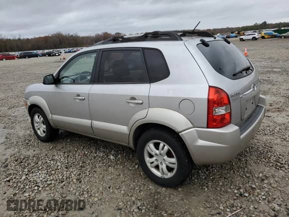 2006 Hyundai Tucson GLS z VIN KM8JN12D76U348077, wystawiony jako Copart lot #85163994 z przebiegiem 152 772 mil mil oraz Czysty tytuł • Clean title. Historia ofert i sprzedaży dostępna na DreamBid. Obrazek 2.